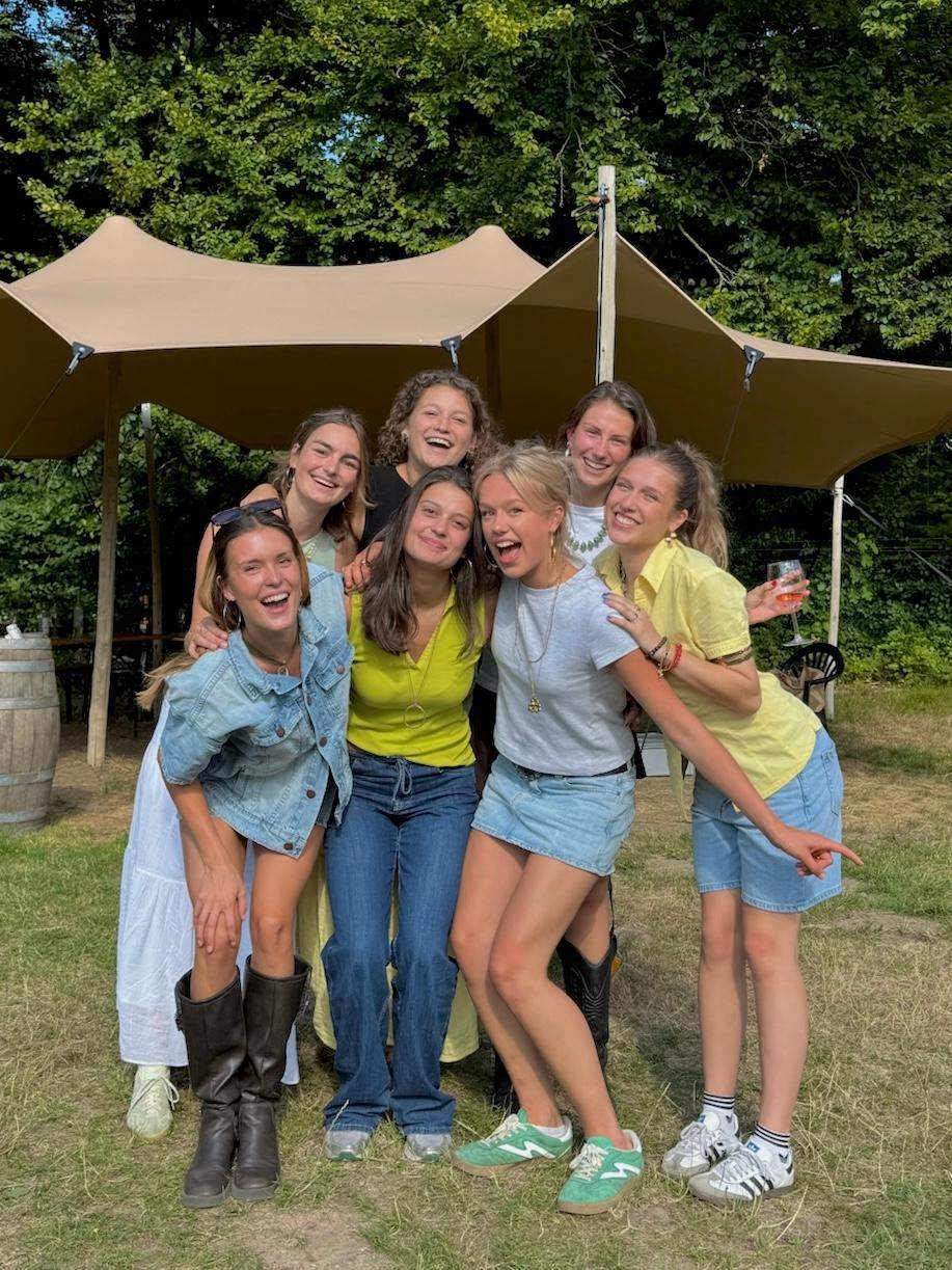 Afbeelding 1 van 8