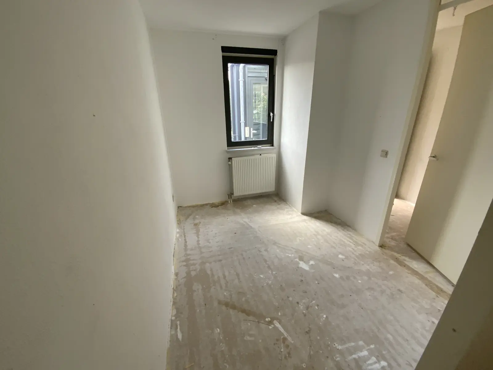 Image 11 of 12
