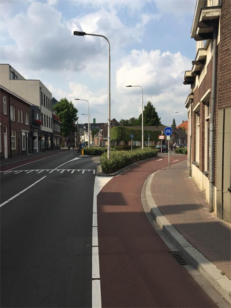 Image 2 sur 3