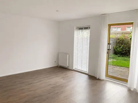Eengezinswoning Catharijnepoort, Nieuw-Vennep – 4 Slaapkamers