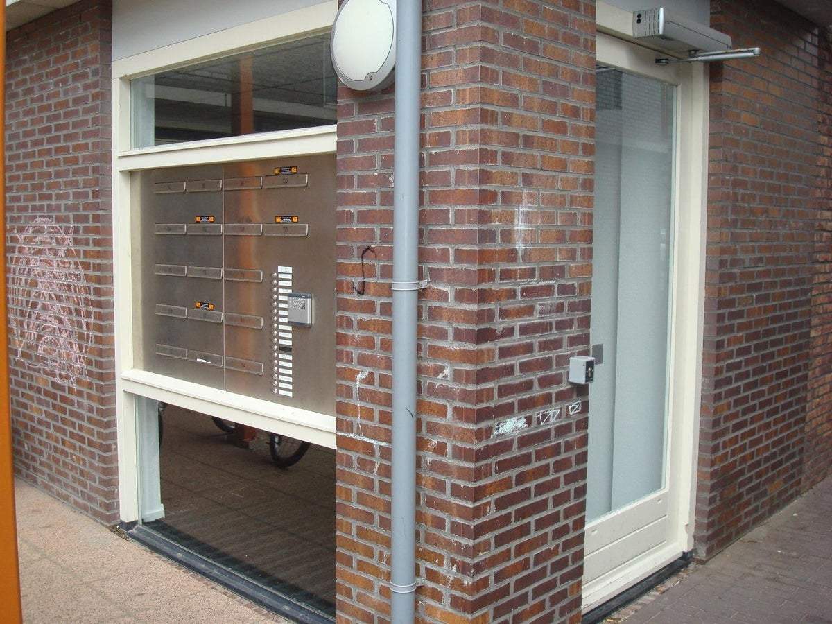 Afbeelding 3 van 8