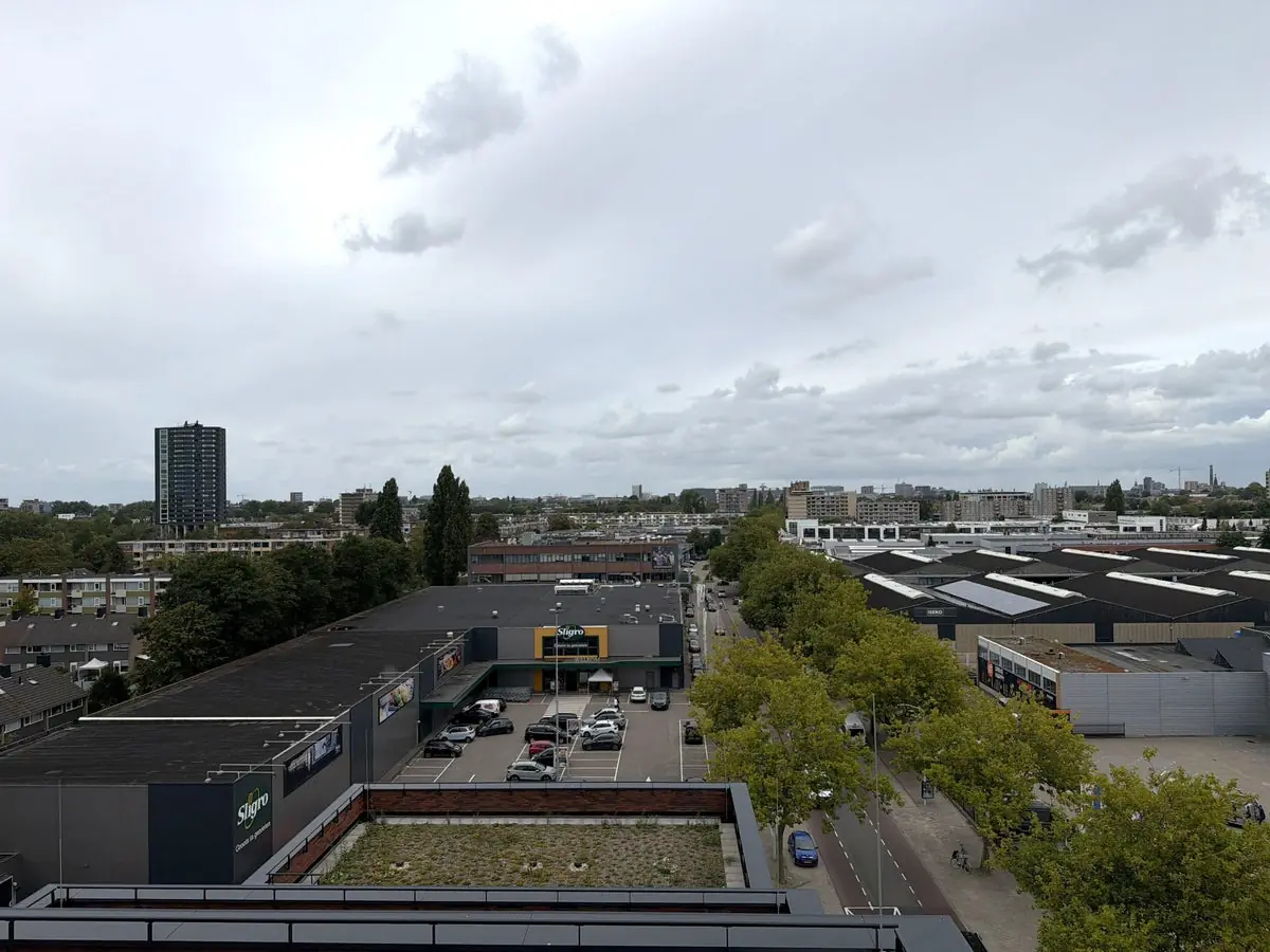 Image 23 of 26