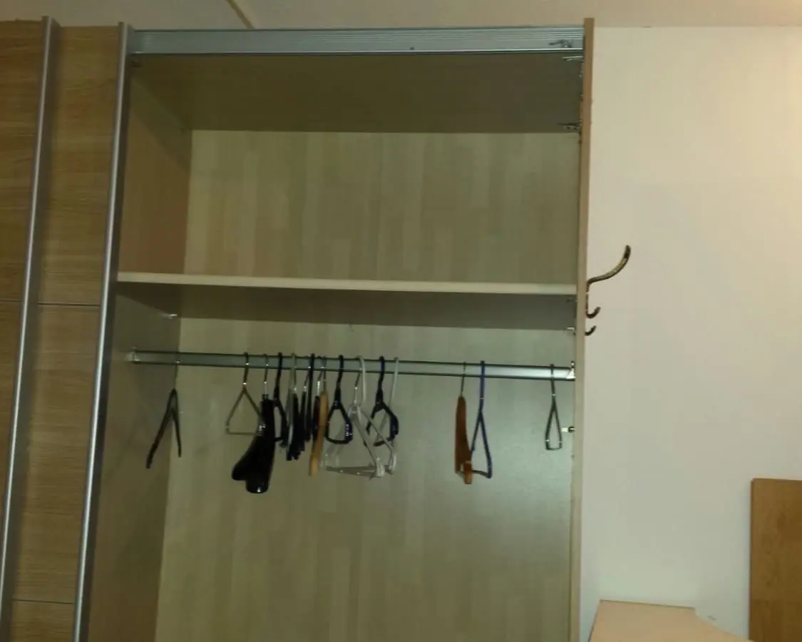 Image 2 of 3