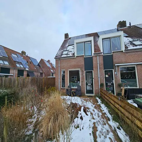 4-Room Family House in Hem - For Rent