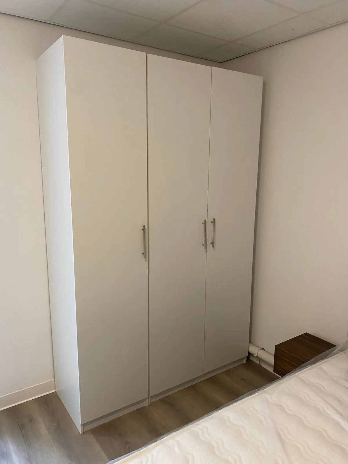 Image 10 of 25