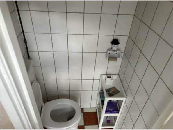 Image 4 of 5