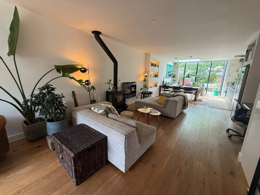 Bild 1 von 26