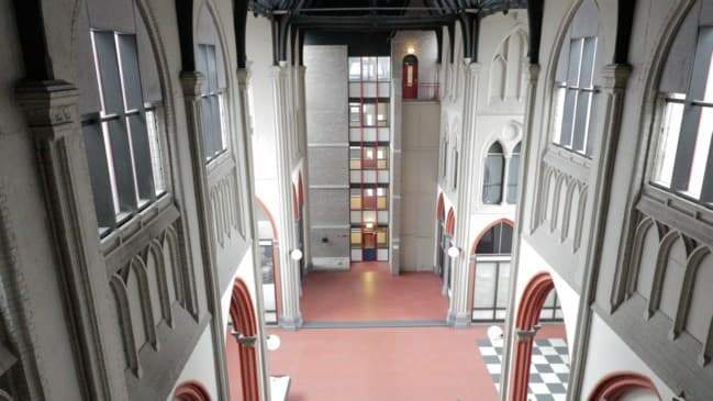 Image 3 of 9