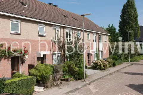 House Ivoorwit 12, Zoetermeer - À louer