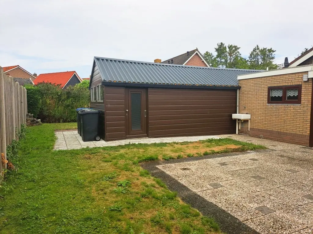 Image 7 of 20