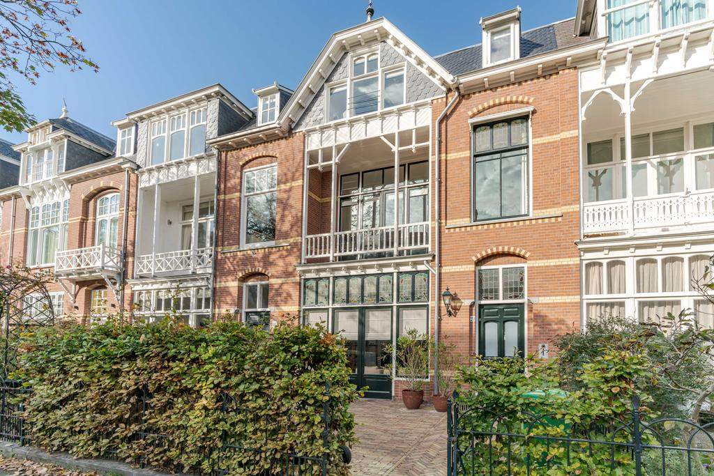 Afbeelding 1 van 12