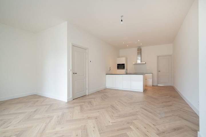 Bild 2 von 21