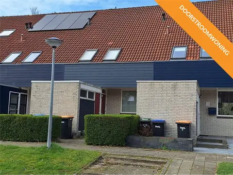 Gondel 23, Bolder, Lelystad - 4 Slaapkamer Familiewoning te Huur