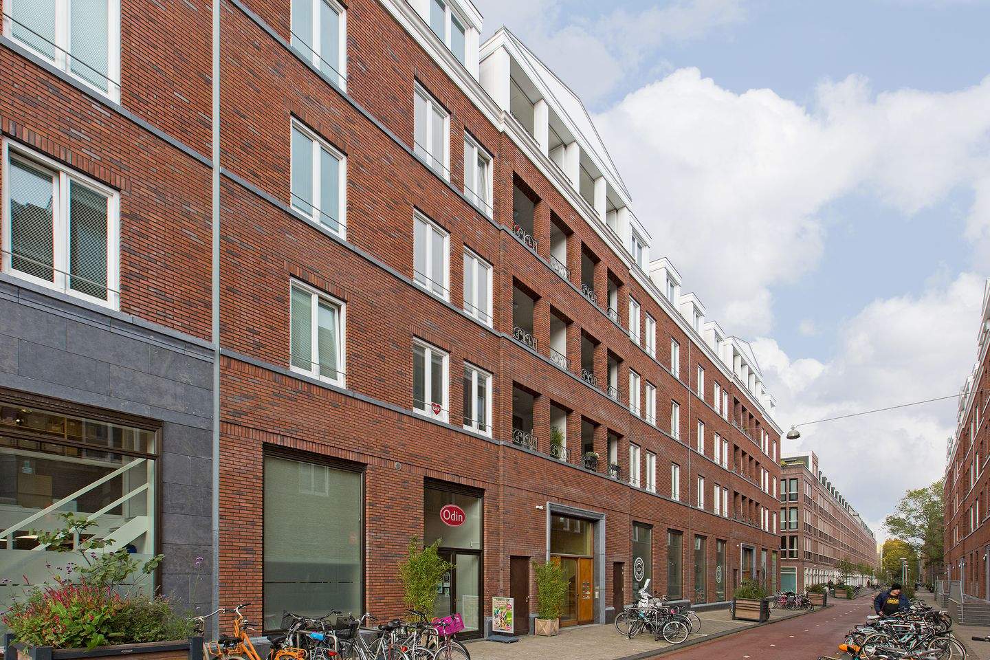 Afbeelding 1 van 12