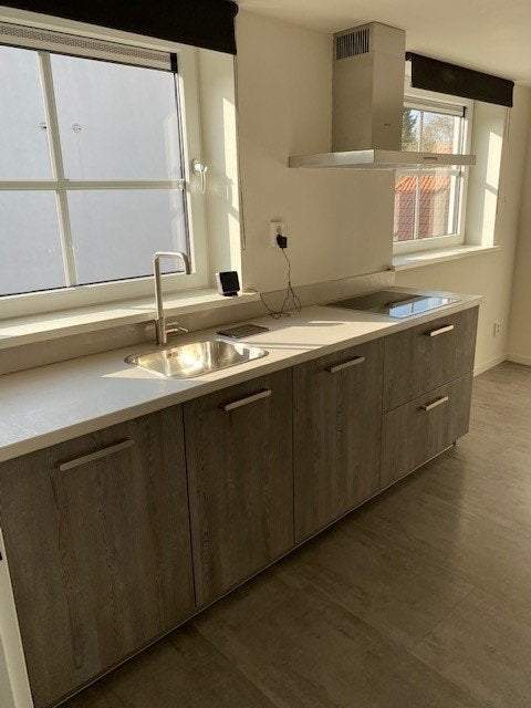Image 2 of 13