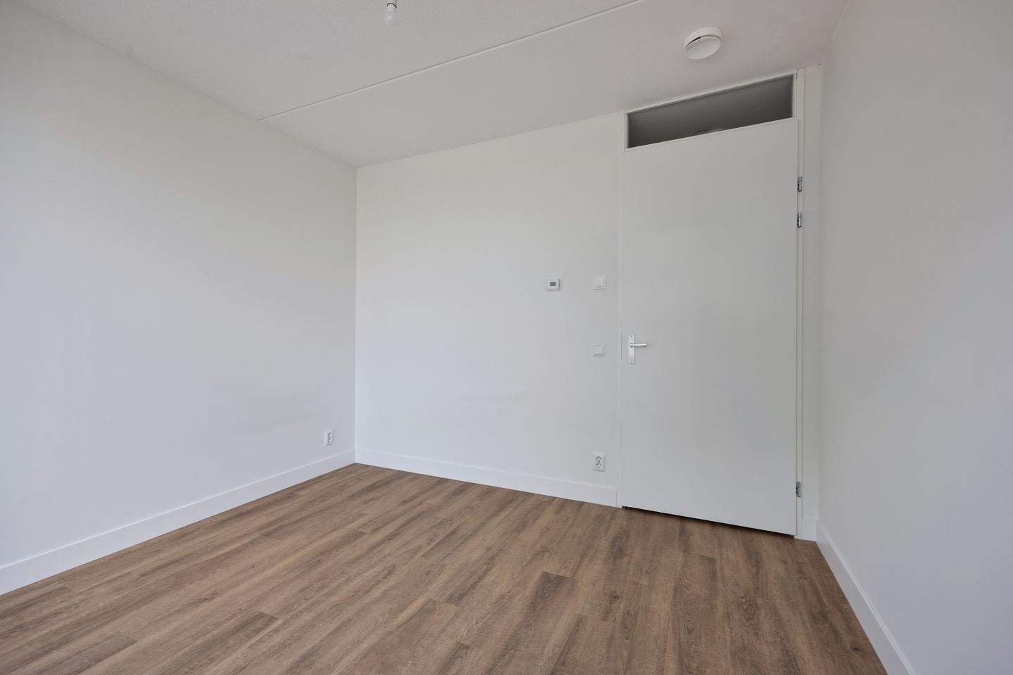 Image 5 of 10