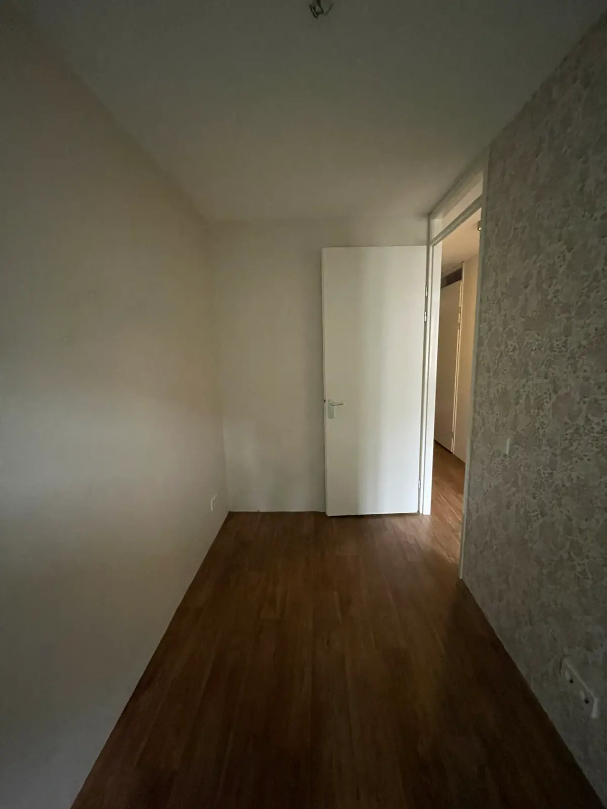 Image 11 of 21