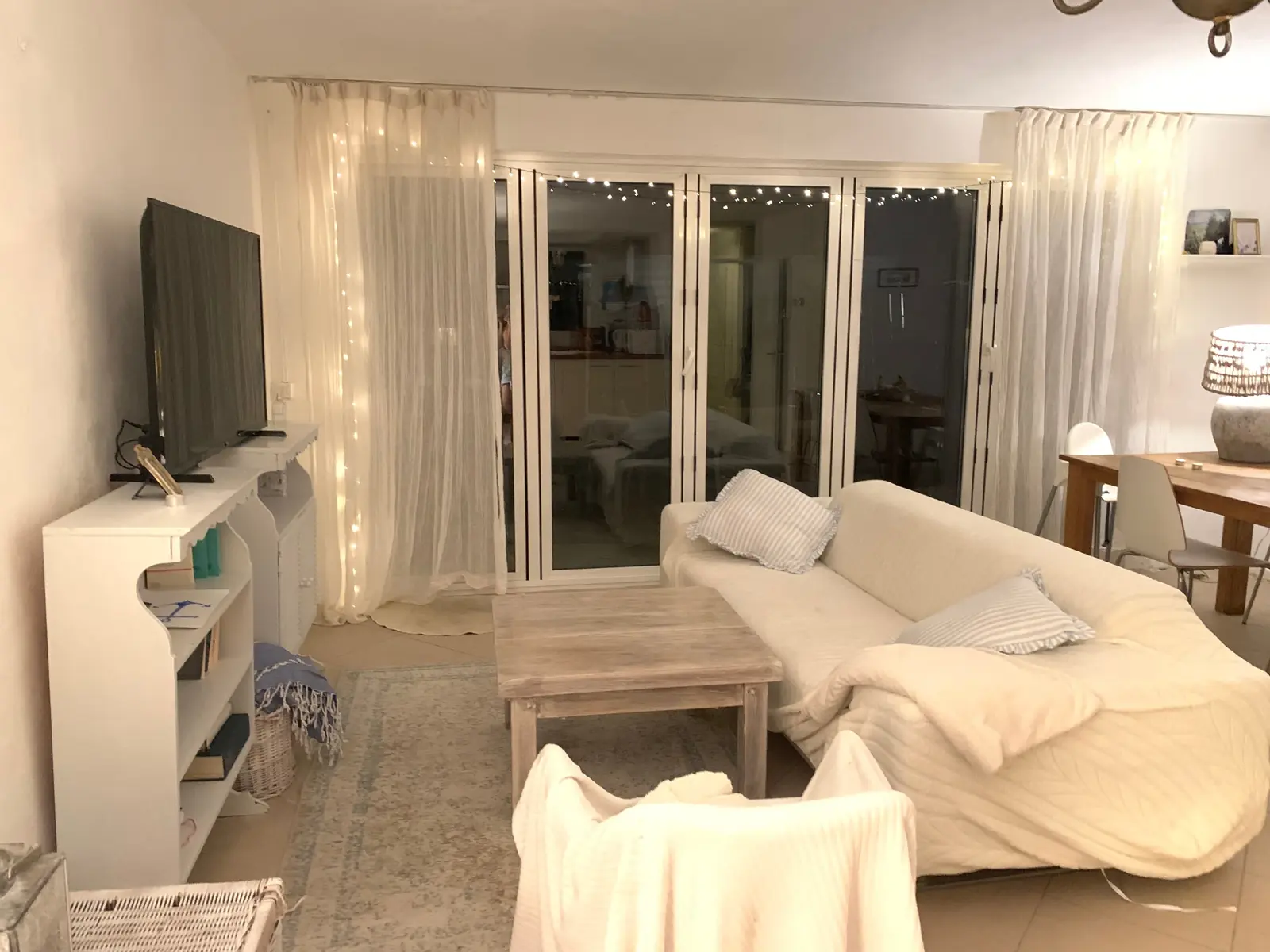 Image 4 of 10