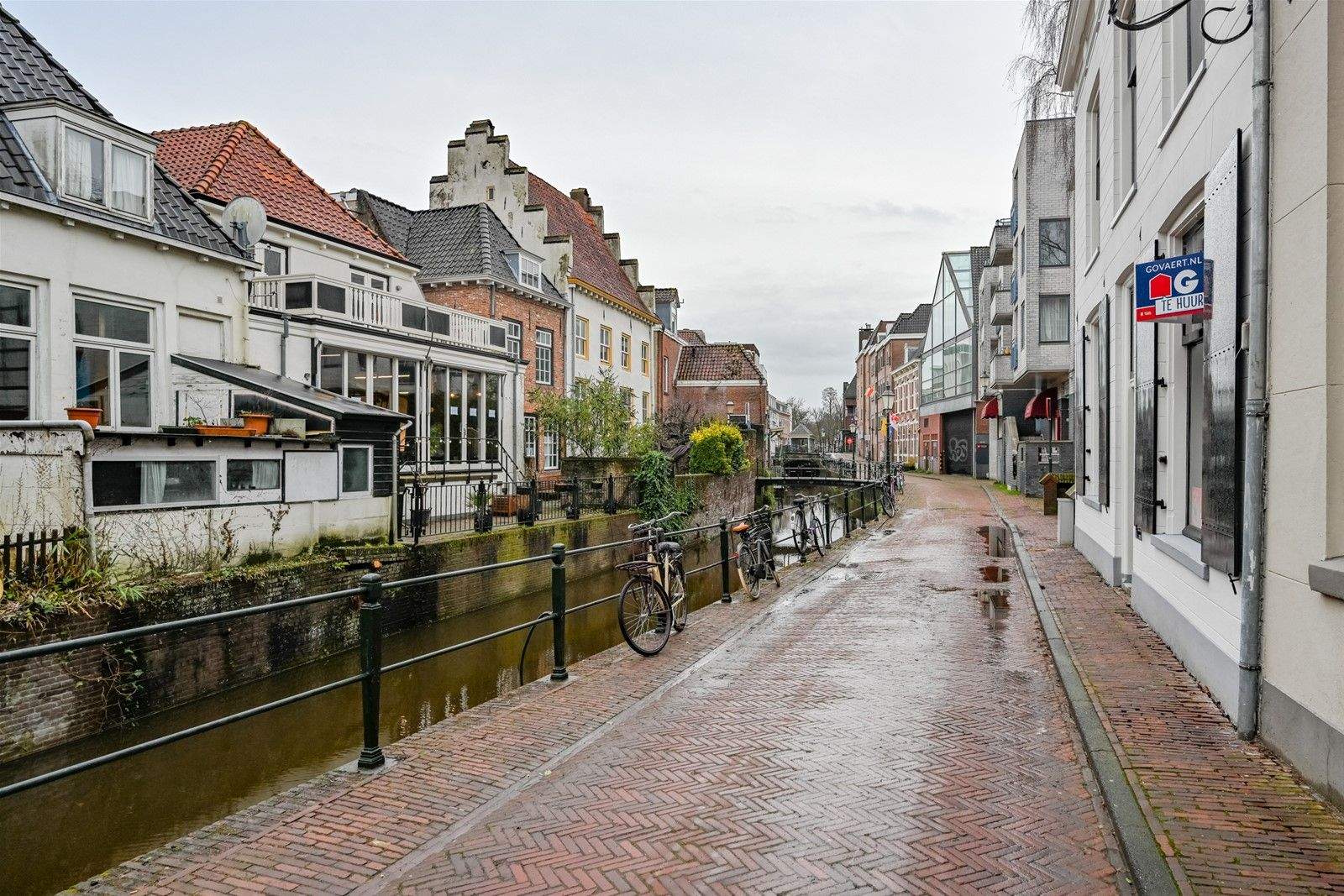 Image 30 of 34