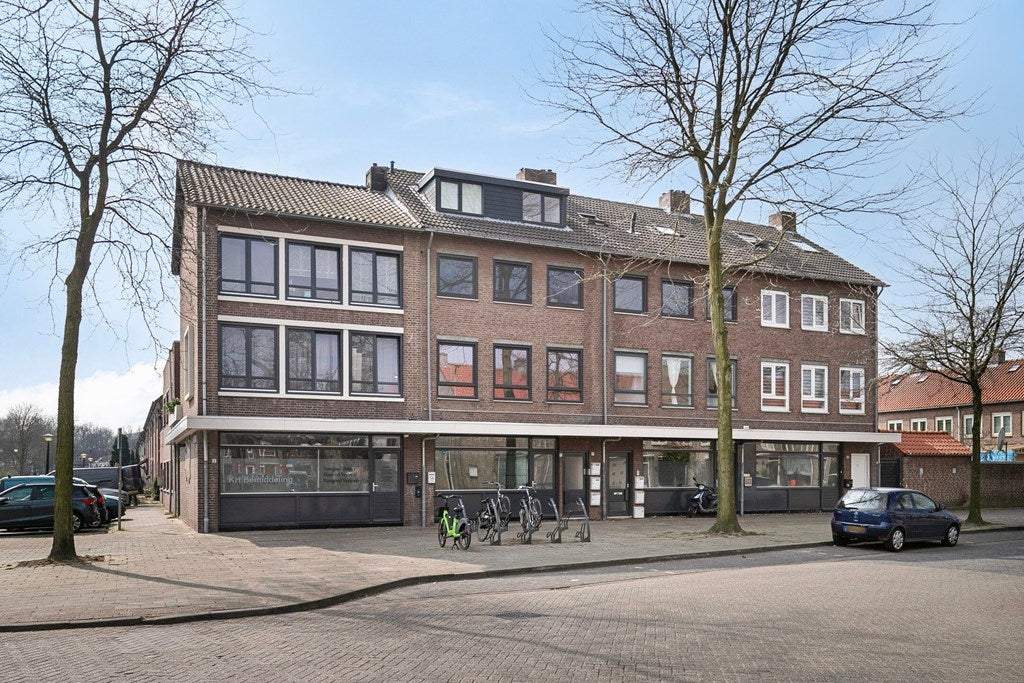 Afbeelding 1 van 16