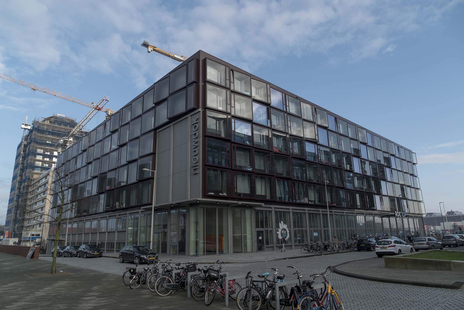 Afbeelding 1 van 6