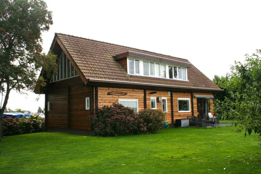 Bild 2 von 18