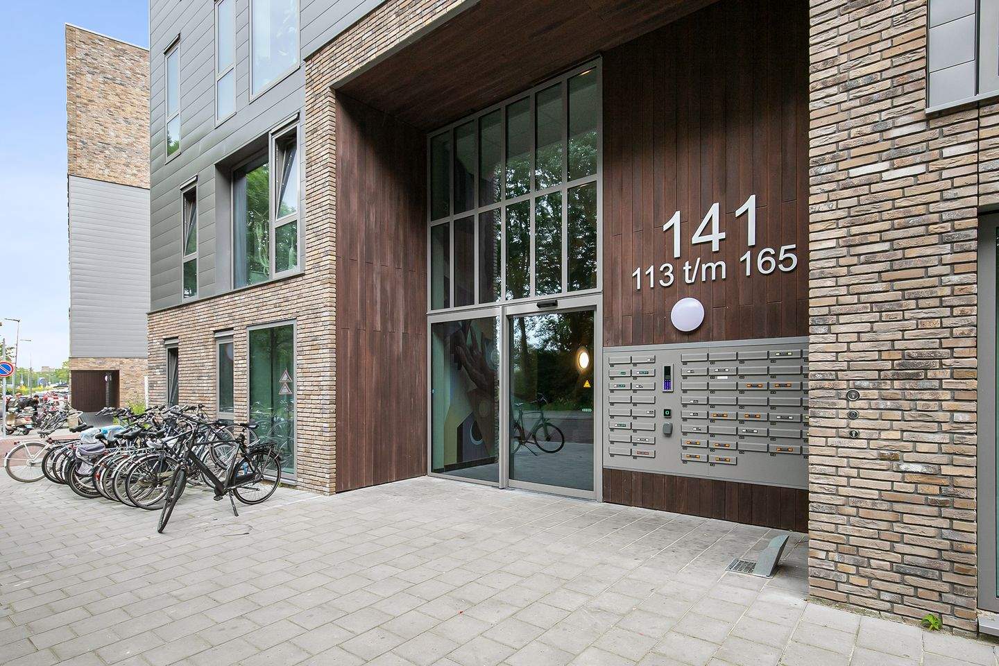 Afbeelding 2 van 12