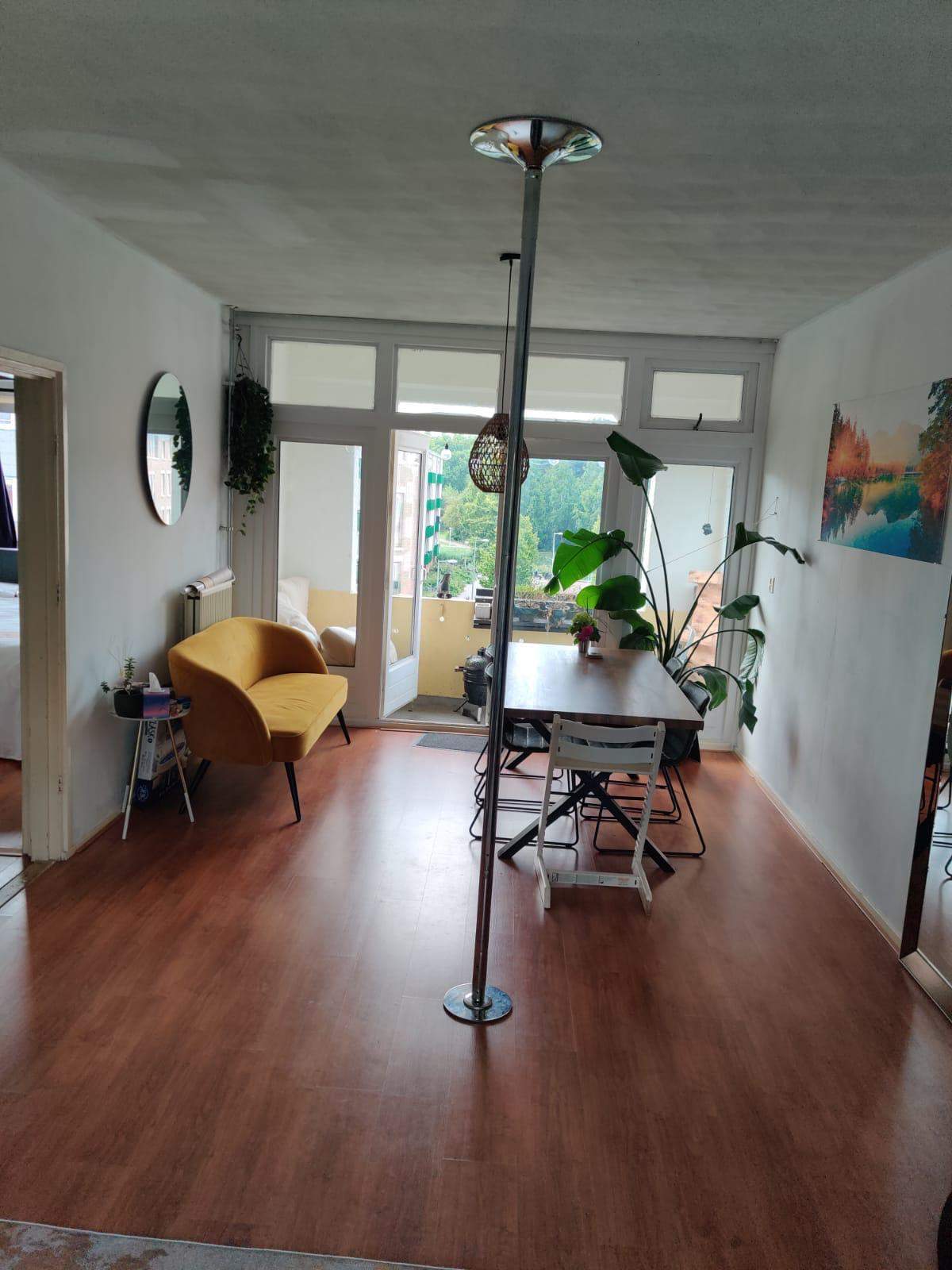 Bild 1 von 9