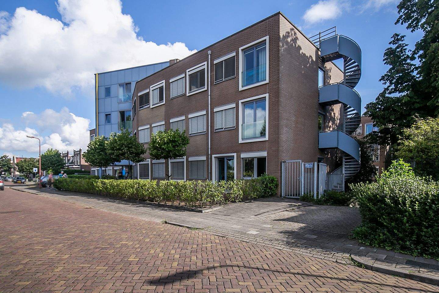Afbeelding 1 van 12