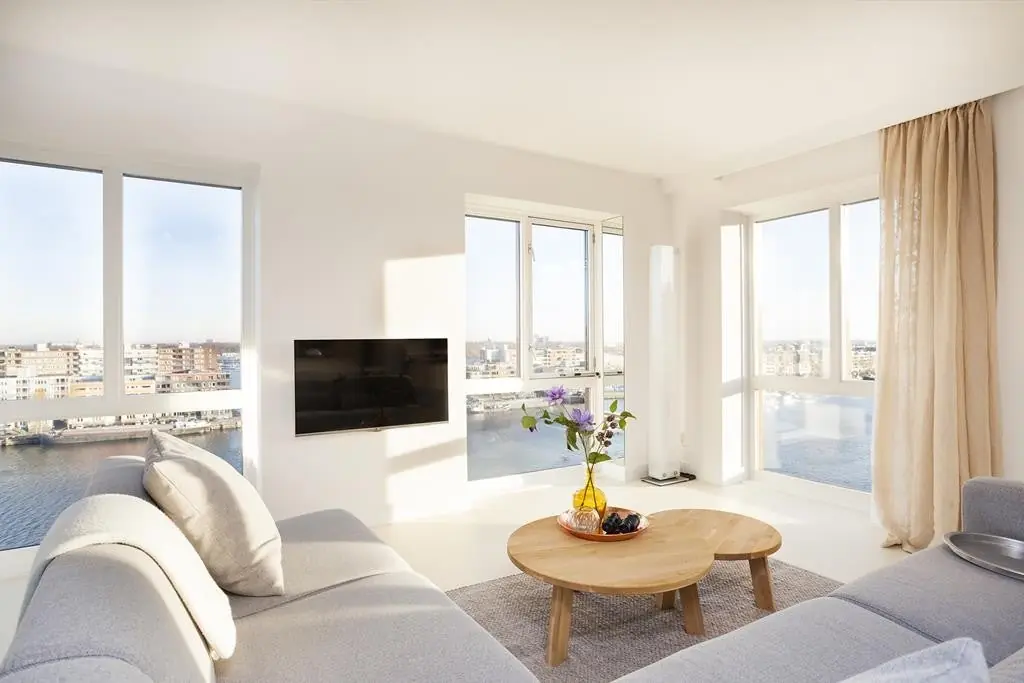 Gemeubileerd 3-kamer penthouse Veembroederhof, Amsterdam - Te huur