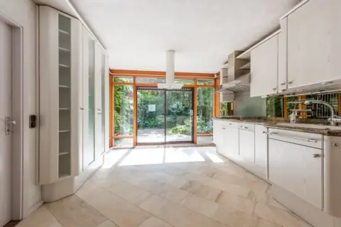 Villa independiente en Coltoflaan, Nijkerk - En alquiler