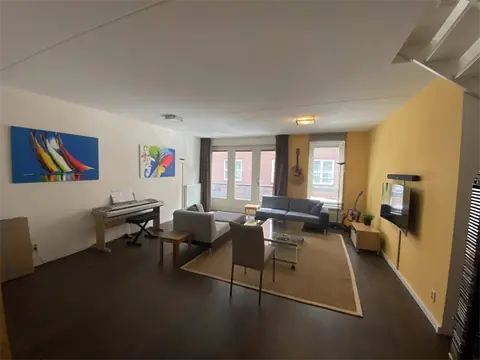 Gemeubileerd 4-kamerappartement Beelmanstraat, Valkenswaard - Te huur