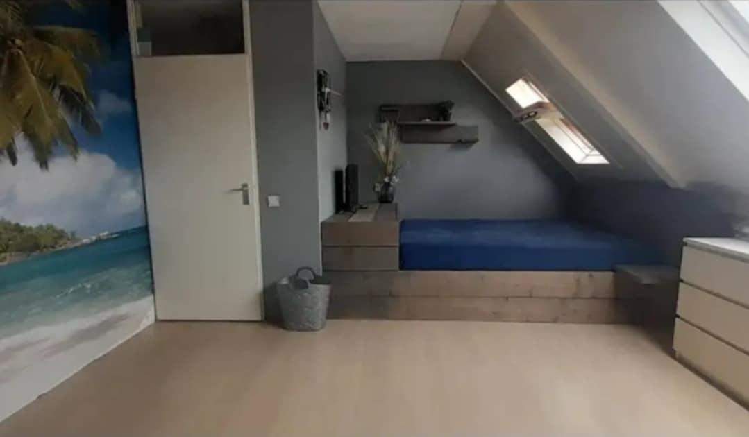 Bild 2 von 6
