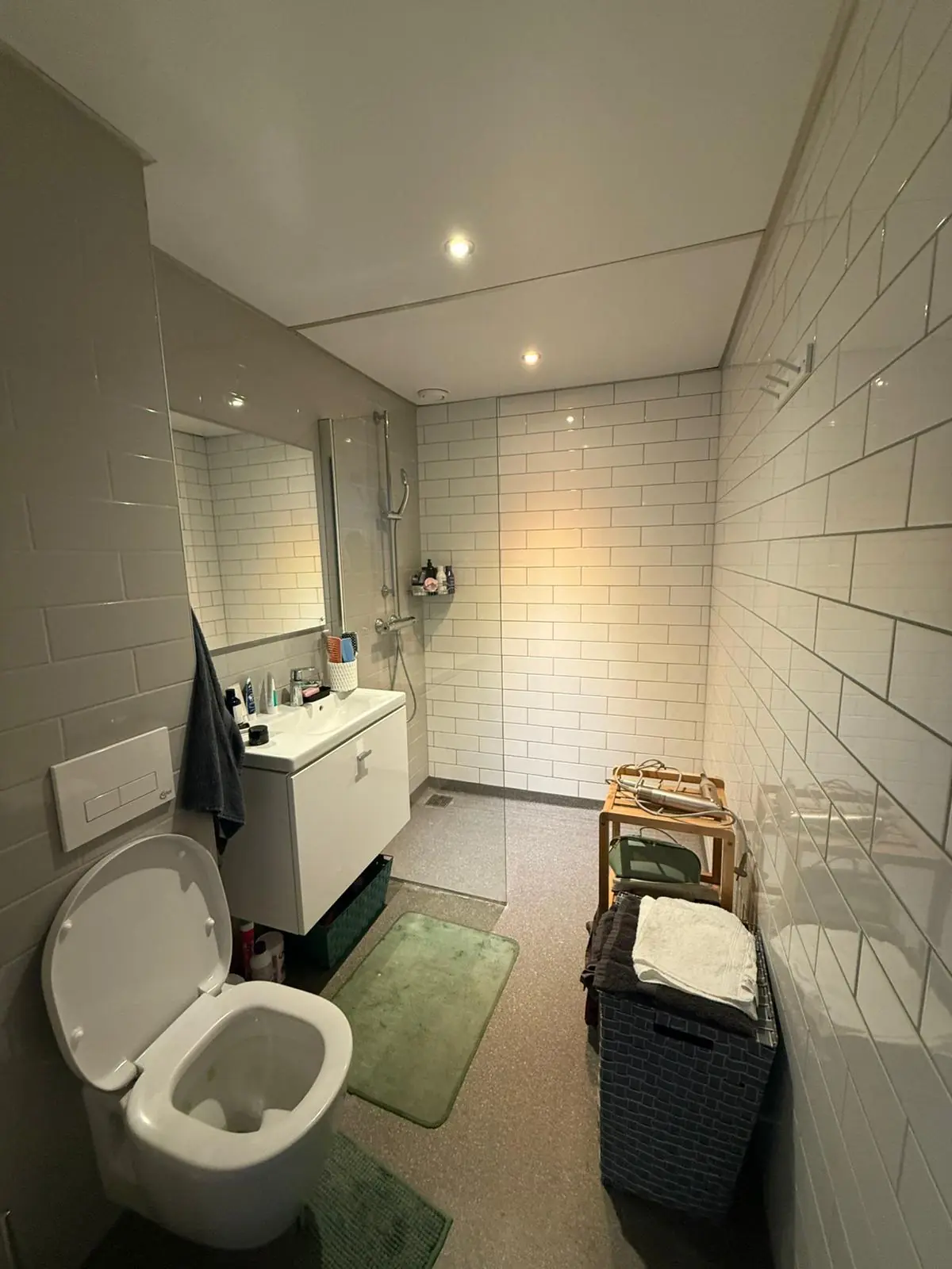 Image 6 of 6