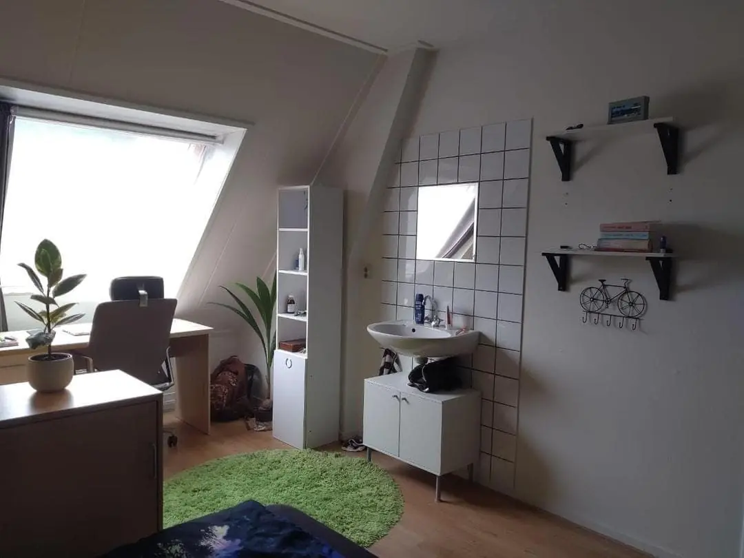 Image 2 sur 4