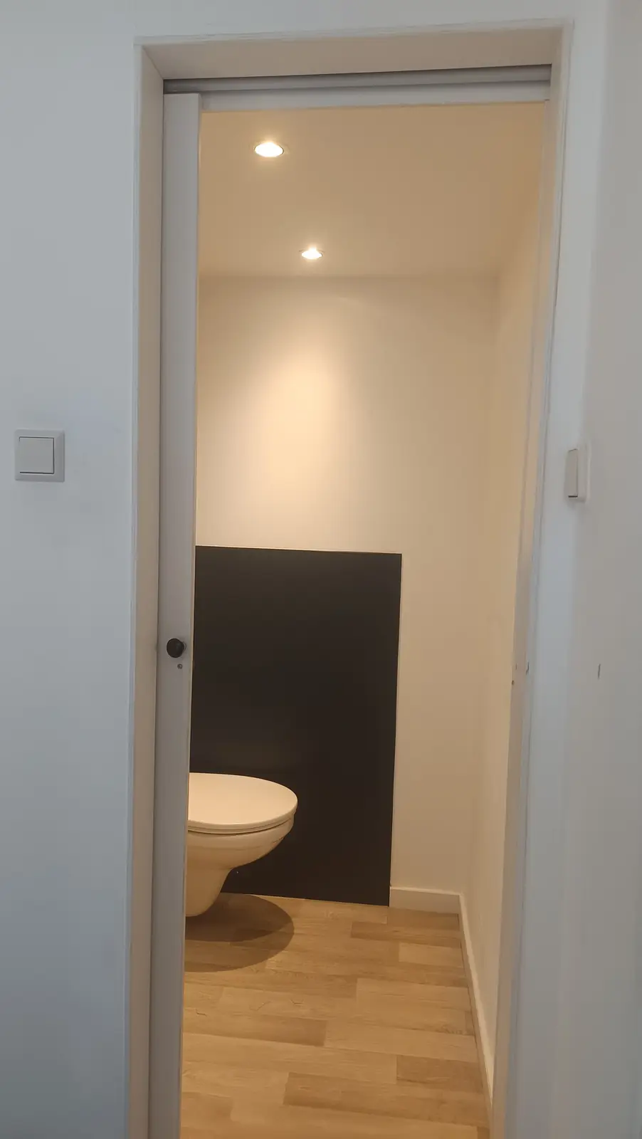 Image 4 of 10