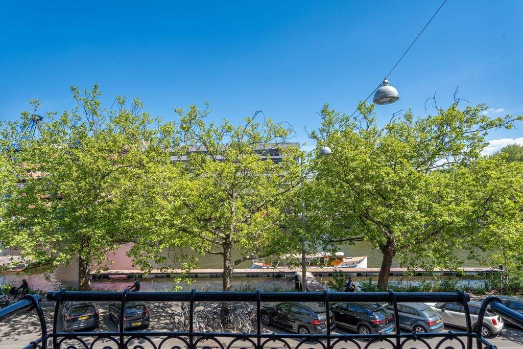 Image 18 of 27