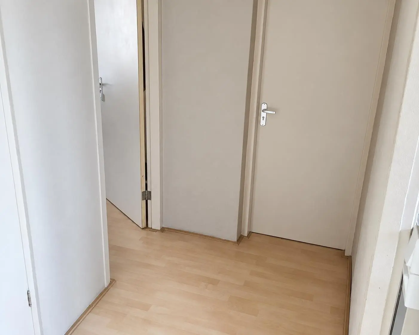 Image 4 of 5