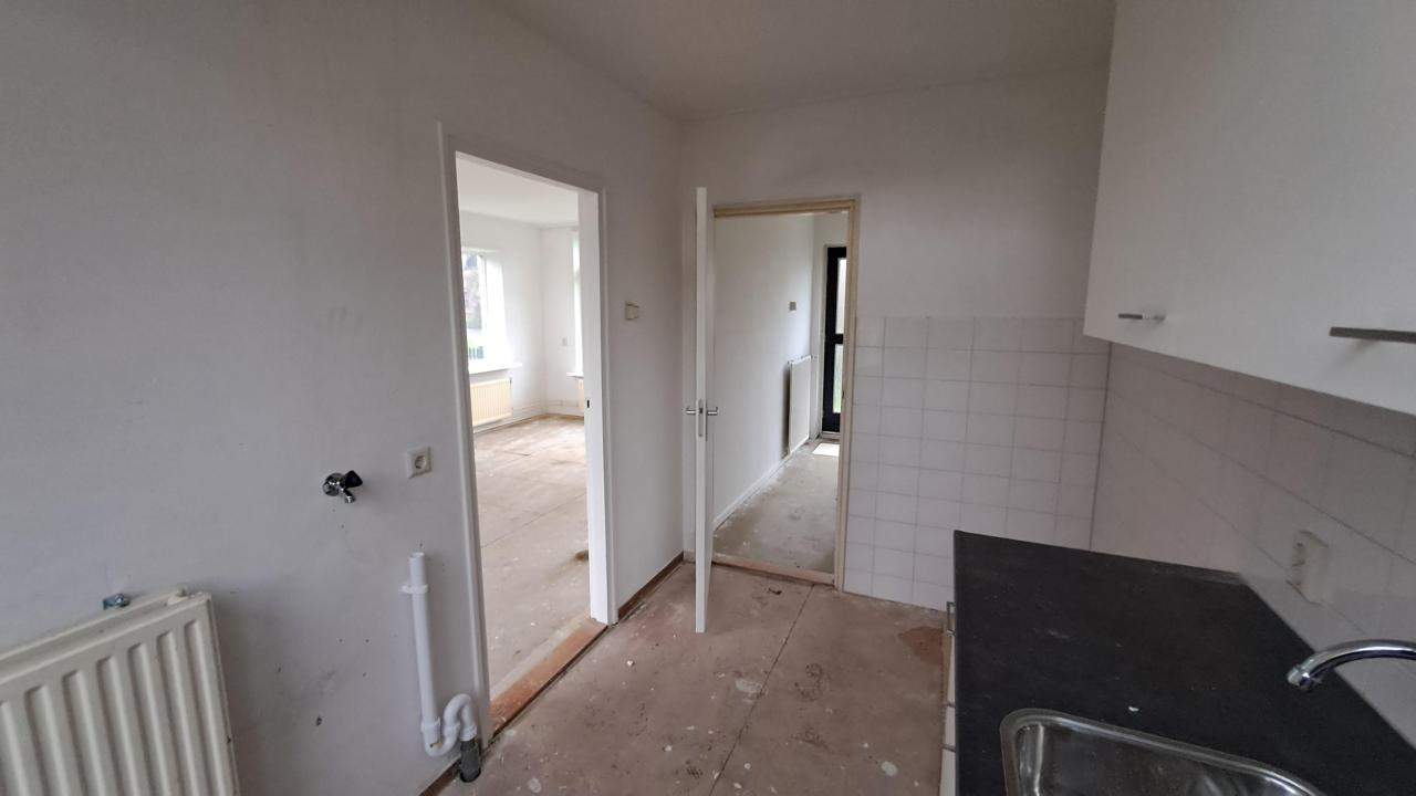 Bild 6 von 9