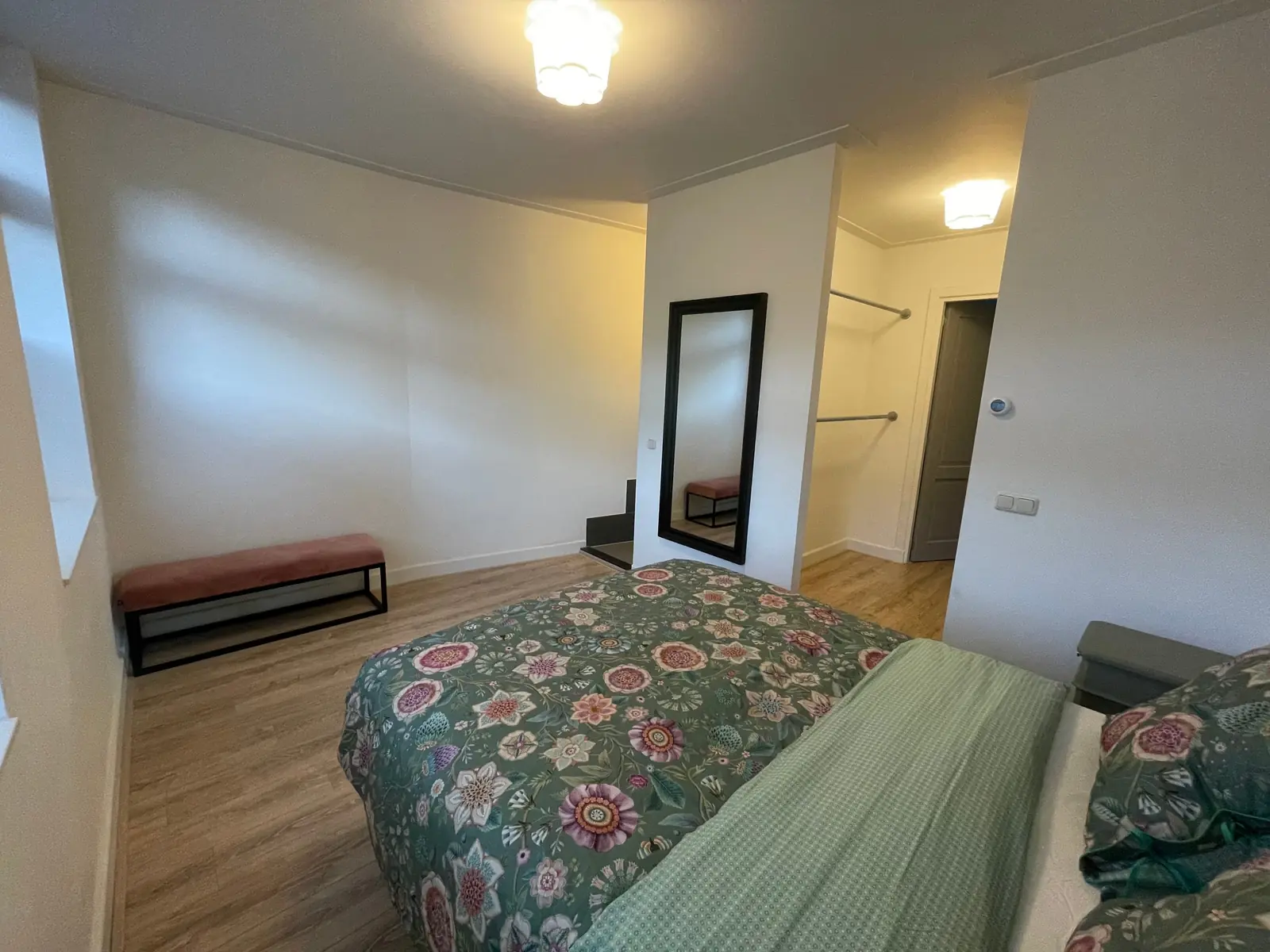 Image 7 of 10