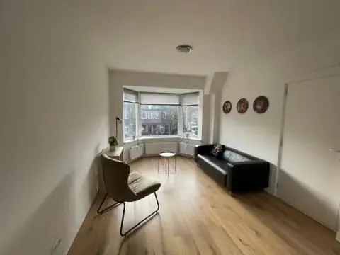 Appartement E. Thomassen à Thuessinklaan, Groningen - Te Huur