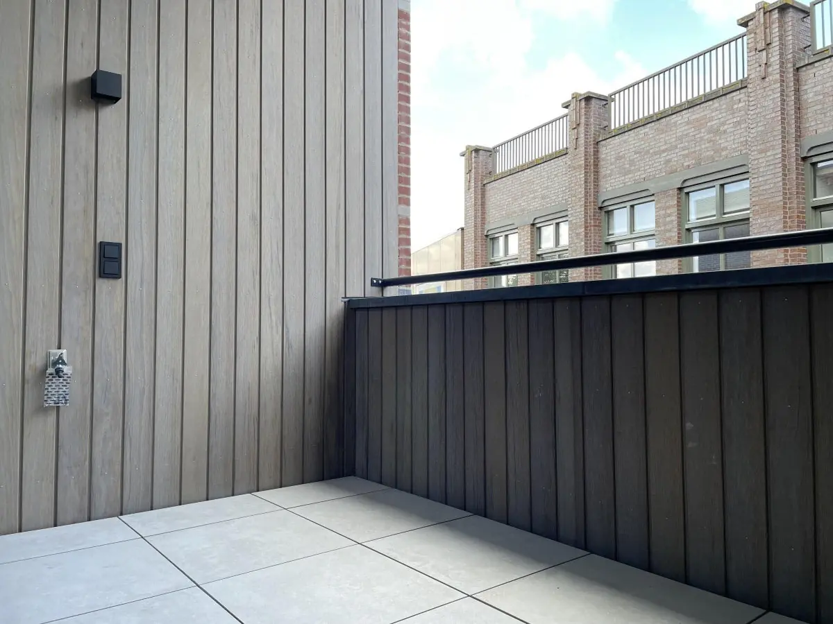 Image 18 of 27