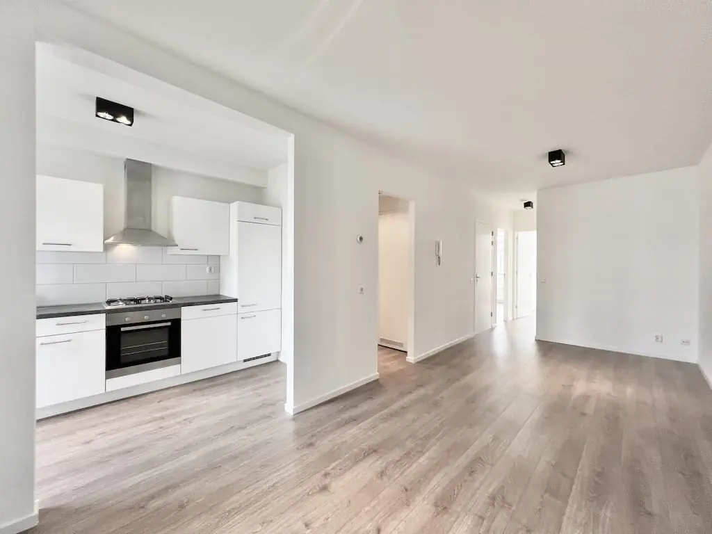 Two-Bedroom Apartment Houtrijkstraat, Amsterdam West - For Rent