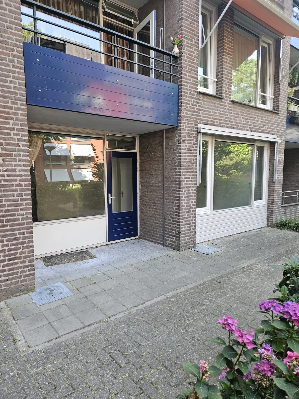 Afbeelding 2 van 8