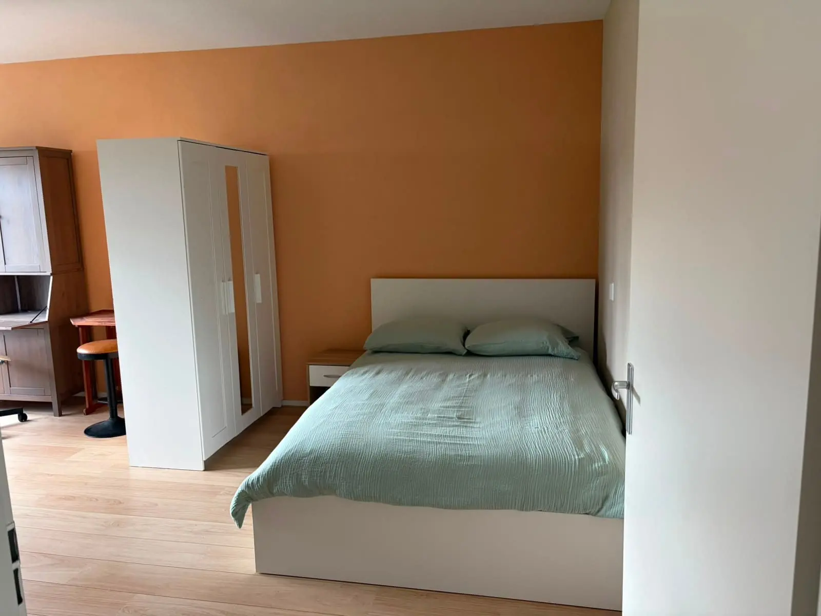 Bild 1 von 9