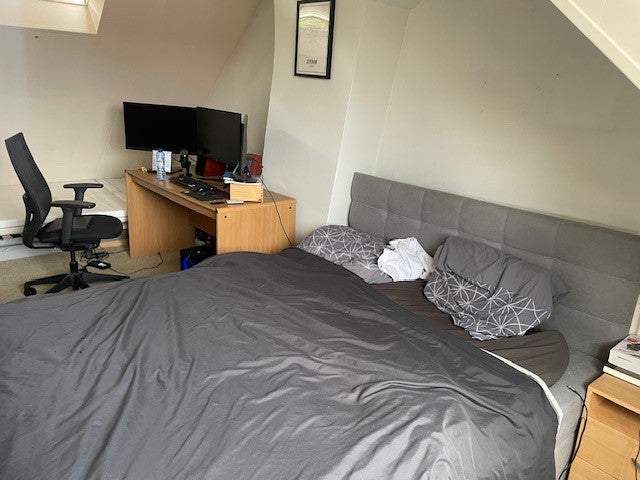 Image 2 sur 4