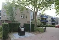 Image 2 of 4