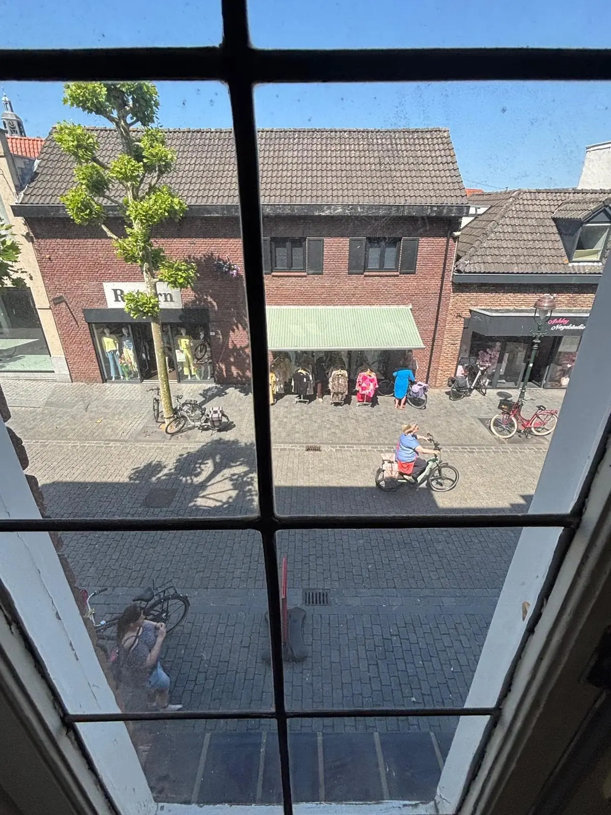 Afbeelding 2 van 10