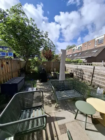Familienhaus Boerderijstraat 9, Delft - Tanthof-Oost