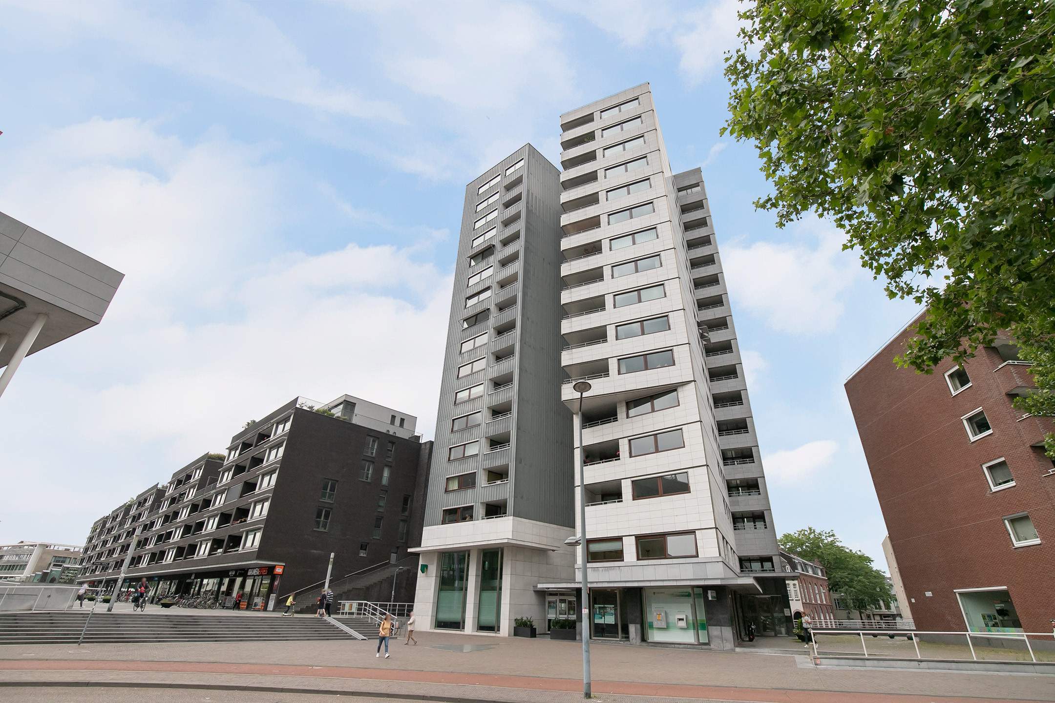 Afbeelding 2 van 25